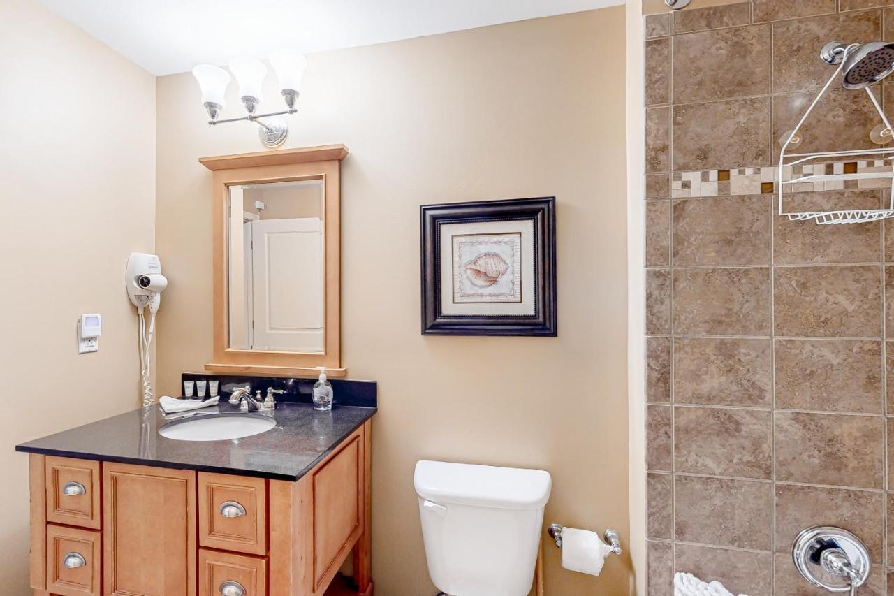 Sterling Breeze 1705 Apartment *