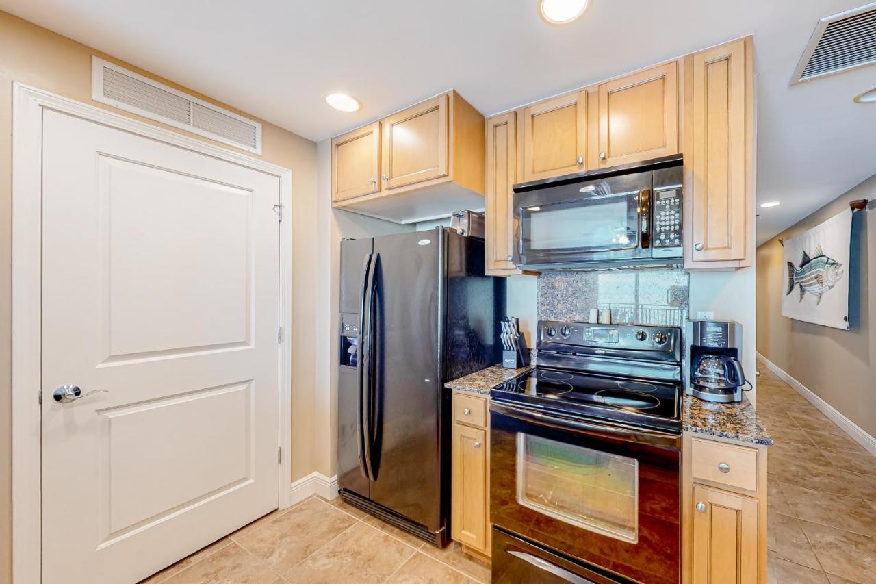 Sterling Breeze 1705 Apartment