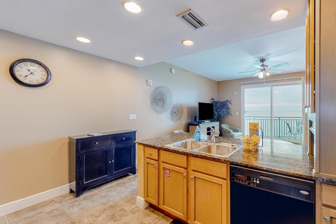 Sterling Breeze 1705 Apartment